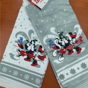 Disney Mickey and Minnie Holiday Towels
